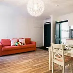 דירה Cozy In Old